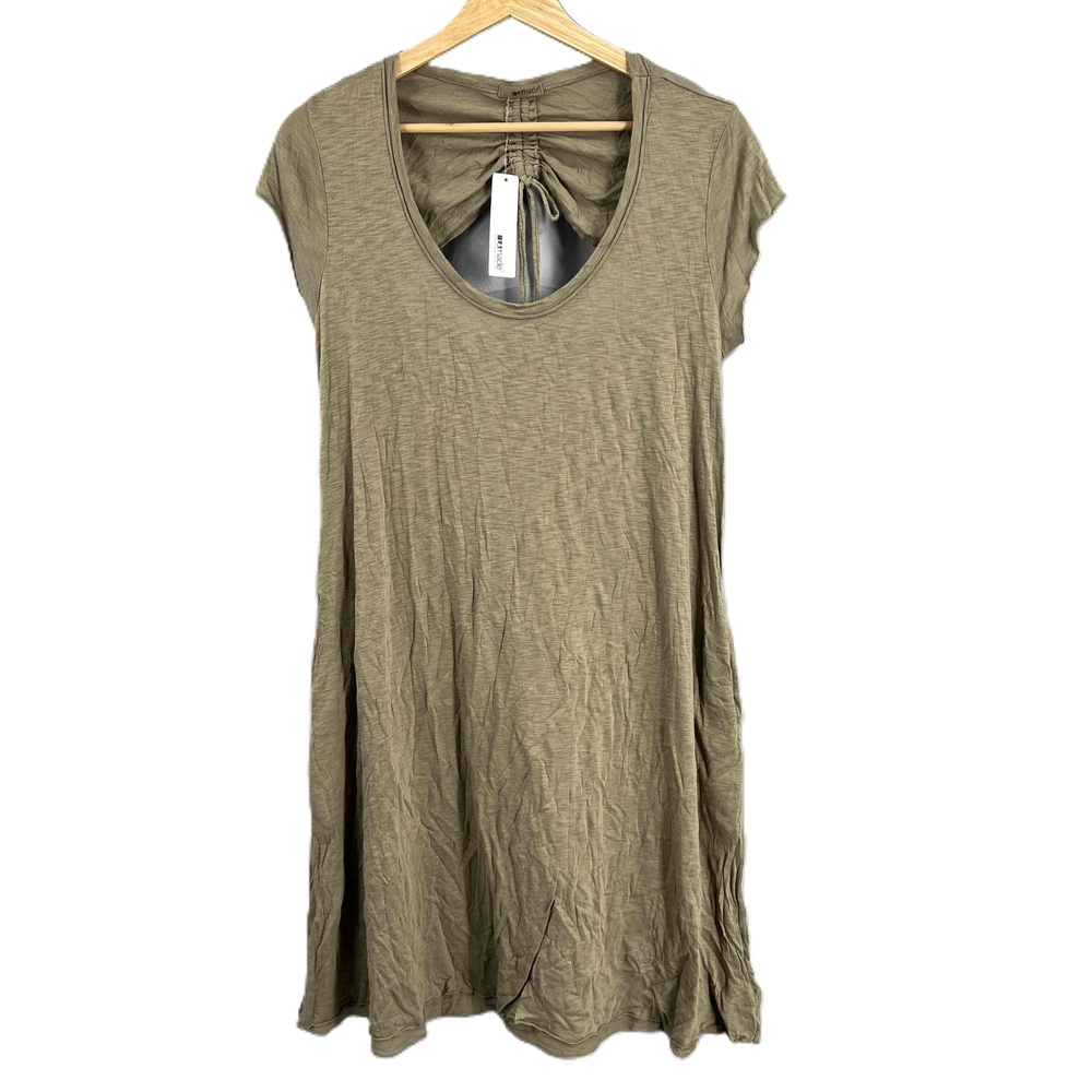 LAMade Dress Green Peek-a-Boo Back Scoop Neck Lightweight Size Medium New